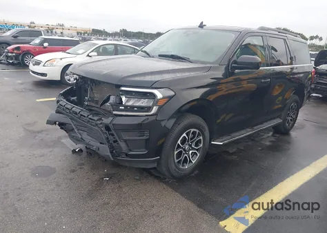 2022 Ford Expedition Xlt z USA, uszkodzony, nr VIN 1FMJU1JT5NEA66251